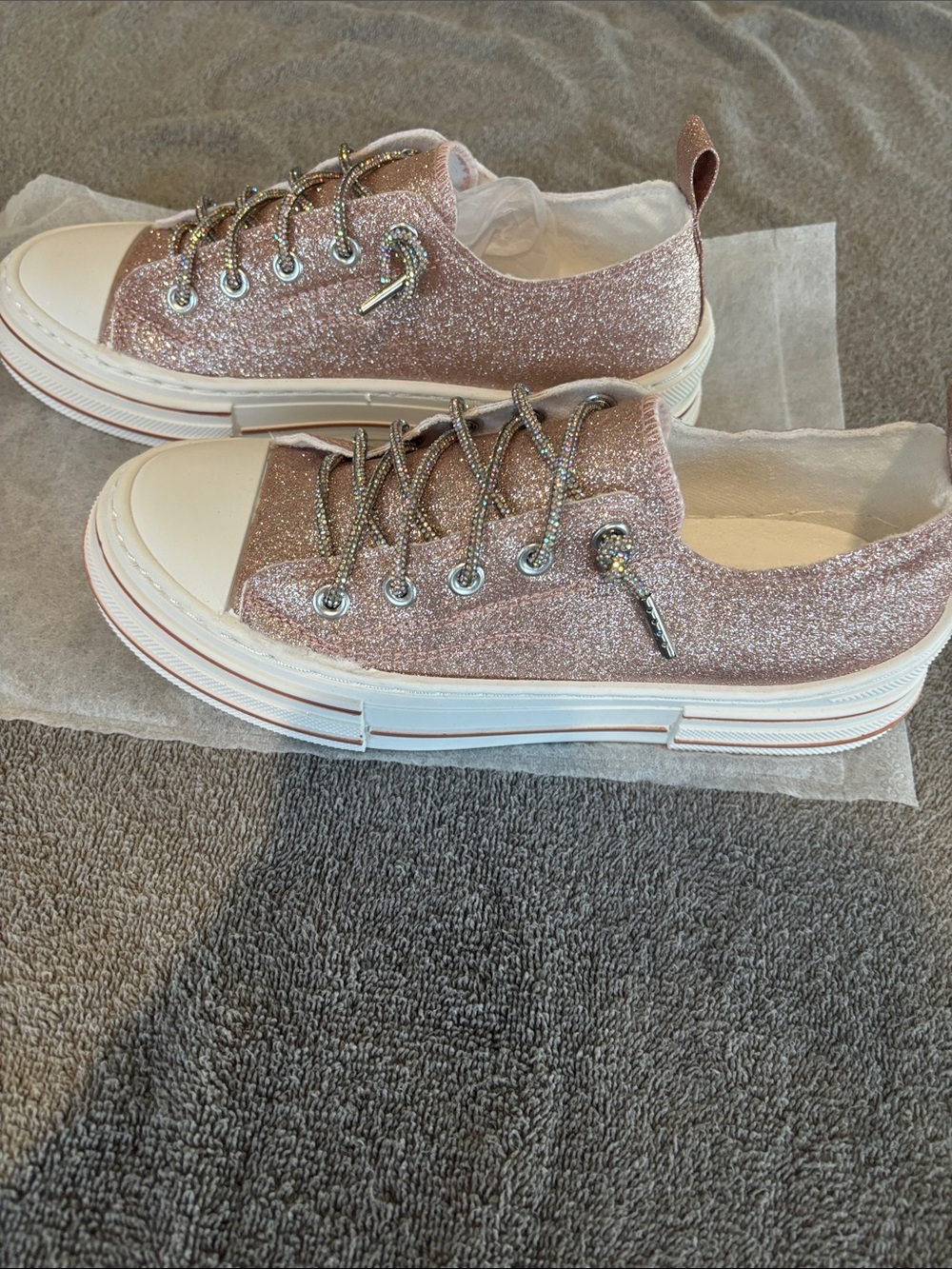 Very G Pink Glitter Low-Top Sneakers